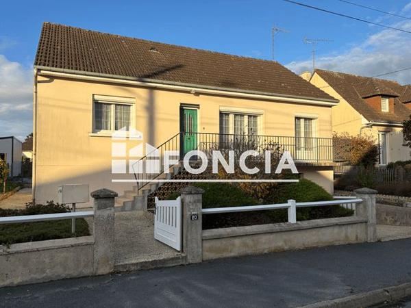 À vendre Maison 4 pièces 81.62 m² - Laval 53000