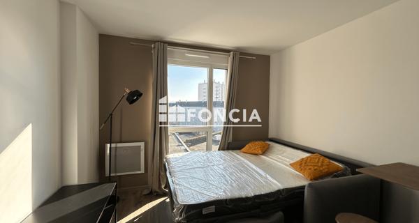 Location Studio meublé 19.76 m² - Tours 37100