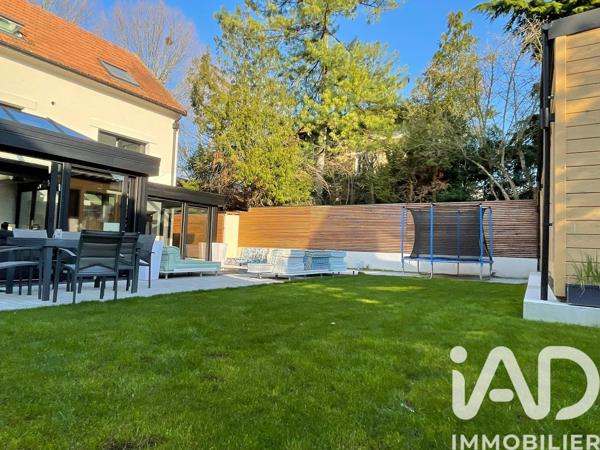Maison à vendre 10 pièces 265 m² Saint-Maur-des-Fossés