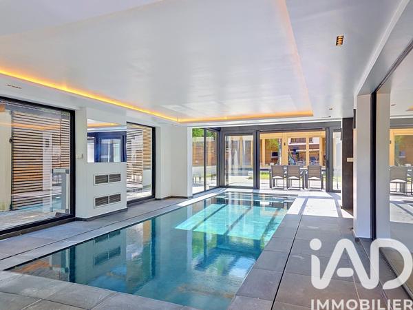 Maison à vendre 10 pièces 265 m² Saint-Maur-des-Fossés