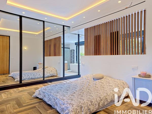 Maison à vendre 10 pièces 265 m² Saint-Maur-des-Fossés