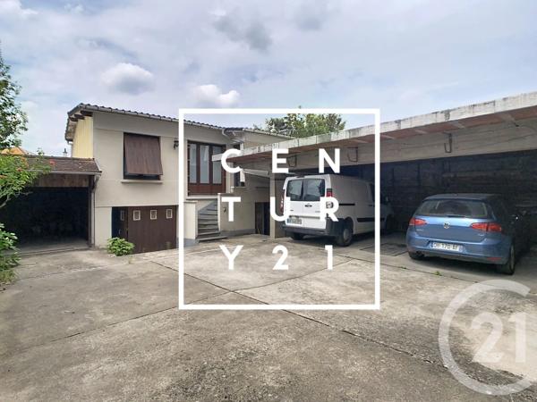 Immeuble à vendre  216,41 m 2   MEUDON  - 92