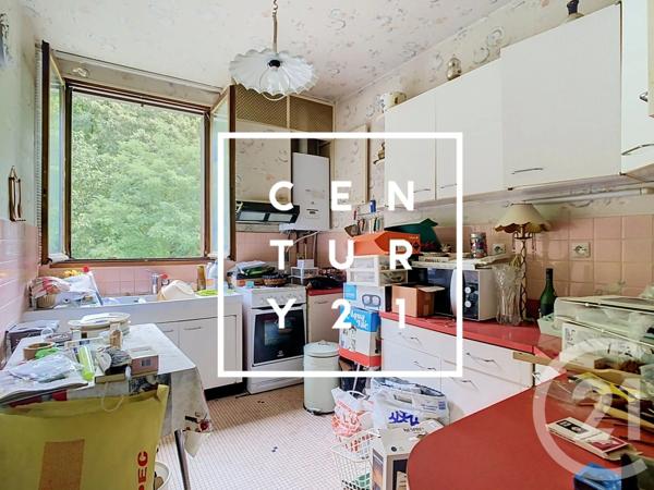 Immeuble à vendre  216,41 m 2   MEUDON  - 92