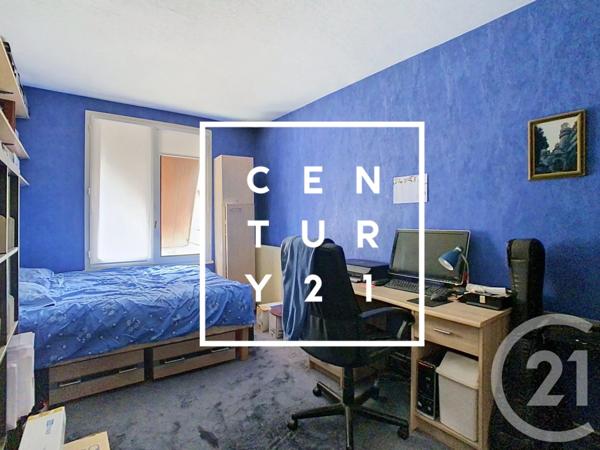 Immeuble à vendre  216,41 m 2   MEUDON  - 92