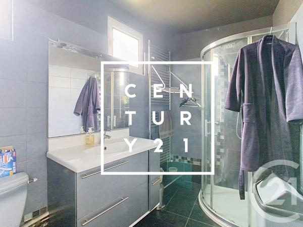 Immeuble à vendre  216,41 m 2   MEUDON  - 92