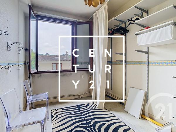 Immeuble à vendre  216,41 m 2   MEUDON  - 92