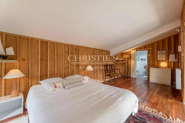 Cenac – Magnifique propriété rénovée du 18ème