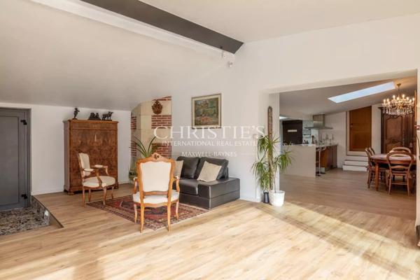 Cenac – Magnifique propriété rénovée du 18ème