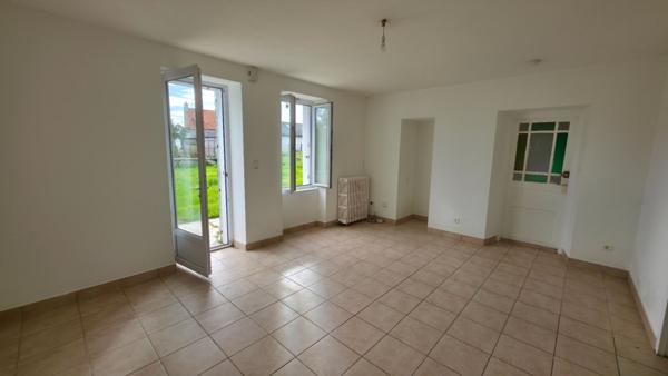 Maison de plain-pied 4 chambre d'environ 105m² avec jardin entre Saint Malo de Guersac et Saint Joachim