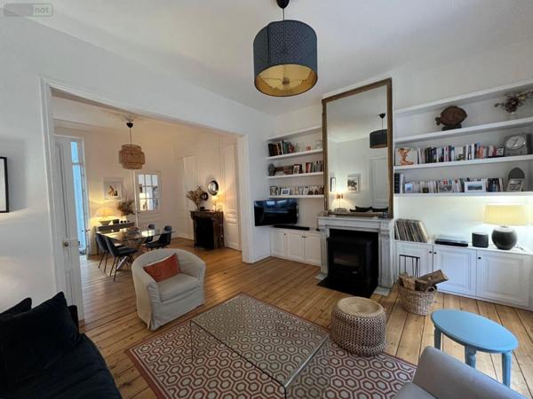 Maison de ville à vendre à Dunkerque dans le Nord (59240), ref : D1066   
MAIRIE