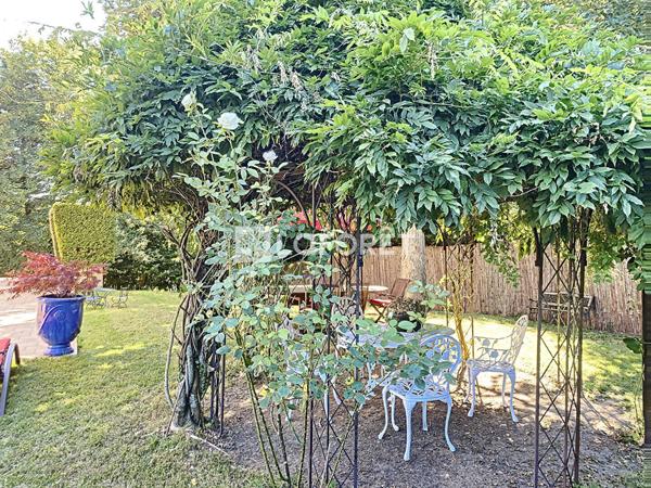 Achat maison près de ORGEVAL - 12 pièce(s) - 296 m² - 945 000 €