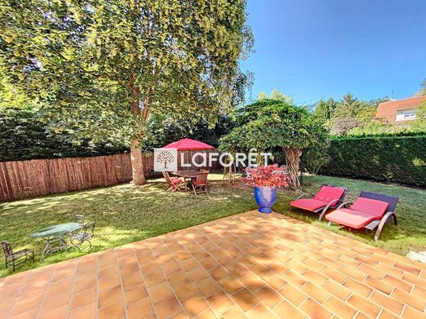 Achat maison près de ORGEVAL - 12 pièce(s) - 296 m² - 945 000 €