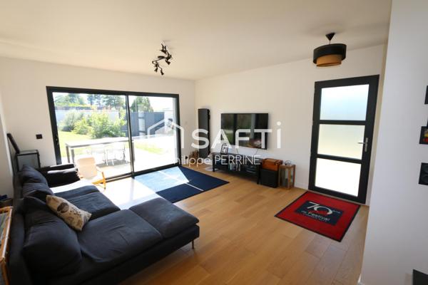 Maison de 5/6 pièces  hors lotissement avec piscine