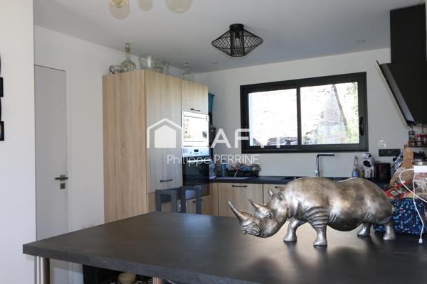 Maison de 5/6 pièces  hors lotissement avec piscine