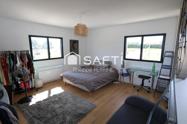 Maison de 5/6 pièces  hors lotissement avec piscine