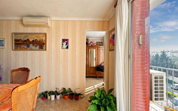 Appartement à vendre    4 pièces • 68 m2 Martigues