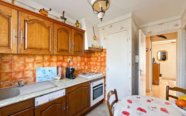 Appartement à vendre    4 pièces • 68 m2 Martigues