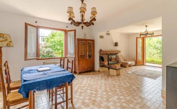 Maison Les Pavillons Sous Bois 130 m2 secteur Basoche