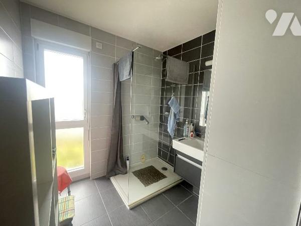 INVESTISSEMENT - Appartement 3 pièces avec terrasse