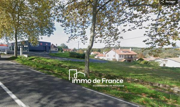 Villefranche De Rouergue, local d'activité, entrepôt de 500 m² , 400 m² en rez de chaussée + 100 m² a l'étage