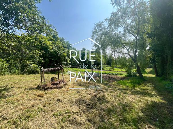 79130 AZAY SUR THOUET Maison en pierre avec piscine