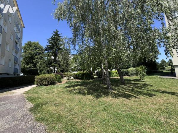Centre-ville - Charmant type 5 dans résidence entretenue avec espaces verts 