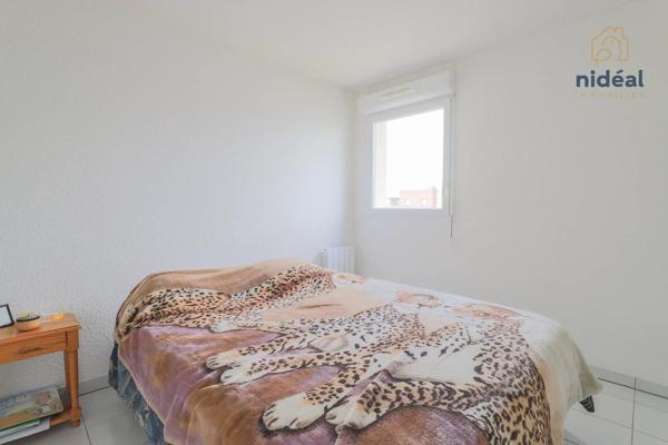 APPARTEMENT 3 CHAMBRES AVEC BALCON 2 PLACES DE PARKING SITUÉ RÉSIDENCE CLAIR DE LUNE (2e étage)