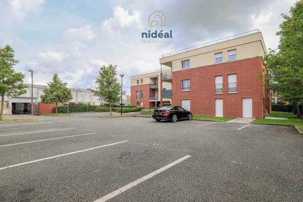 APPARTEMENT 3 CHAMBRES AVEC BALCON 2 PLACES DE PARKING SITUÉ RÉSIDENCE CLAIR DE LUNE (2e étage)