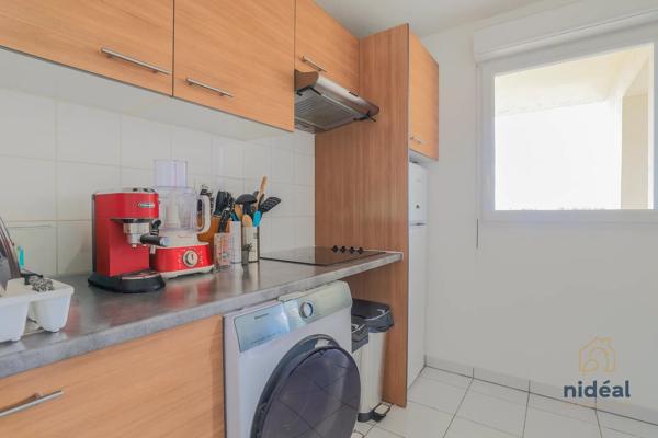 APPARTEMENT 3 CHAMBRES AVEC BALCON 2 PLACES DE PARKING SITUÉ RÉSIDENCE CLAIR DE LUNE (2e étage)