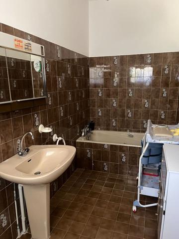 Maison Nimes 7 pièce(s) 257.42 m2