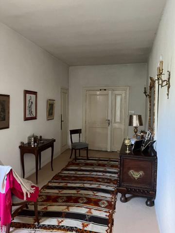 Maison Nimes 7 pièce(s) 257.42 m2
