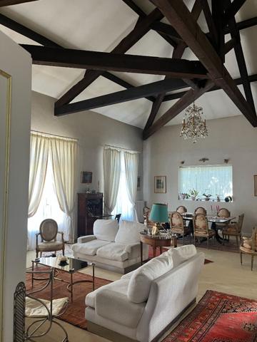 Maison Nimes 7 pièce(s) 257.42 m2