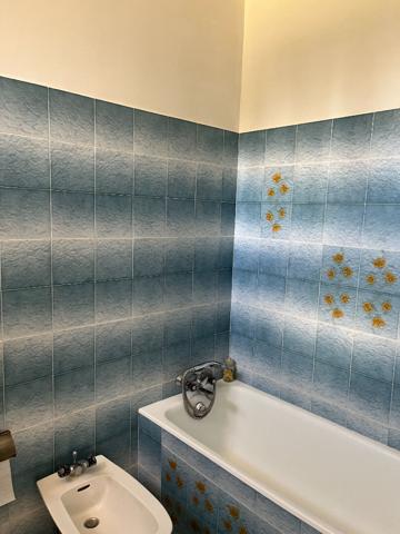 Maison Nimes 7 pièce(s) 257.42 m2