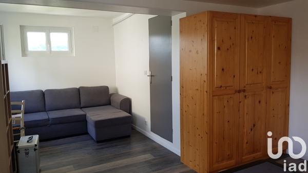 Maison traditionnelle 3 pièces de 87 m² à Saint-Laurent-les-Tours (46400)