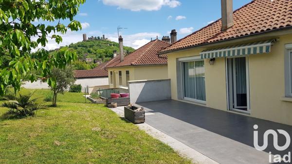 Maison traditionnelle 3 pièces de 87 m² à Saint-Laurent-les-Tours (46400)