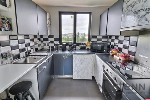 Appartement 6 pièces à vendre au dernier étage - IDEAL COLOCATION