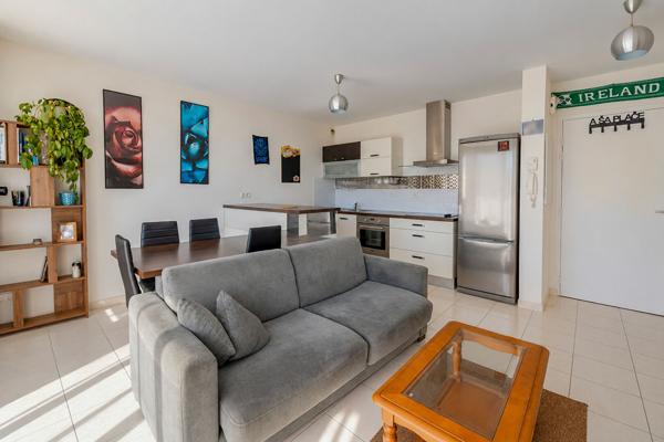 Appartement 2 pièces à vendre à Saint Aubin d'Aubigné - Rez-de-chaussée avec jardin et garage. Proche commerces