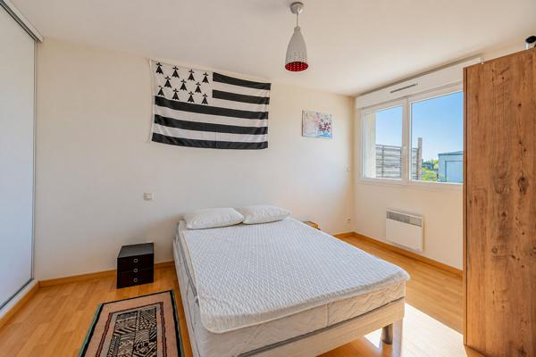 Appartement 2 pièces à vendre à Saint Aubin d'Aubigné - Rez-de-chaussée avec jardin et garage. Proche commerces