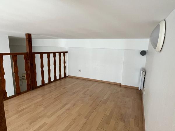 Appartement Nantes 1 pièce(s) 20 m2,  
Nantes 44000