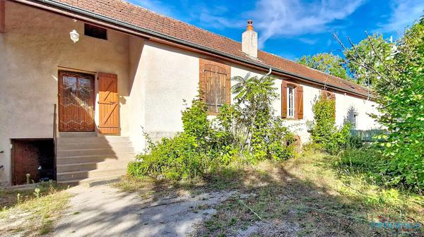 Ensemble immobilier sur terrain constructible de 40 ares