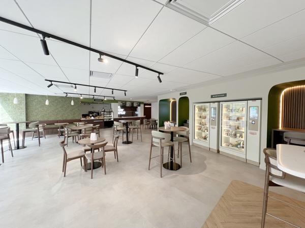 Bureaux à louer à Asnières-sur-Seine lumineux services complets et bien-être