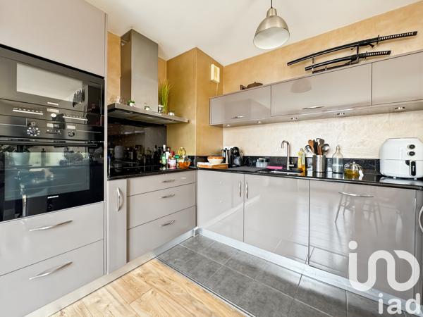 Appartement à vendre 3 pièces 61,6 m² Juvisy-sur-Orge