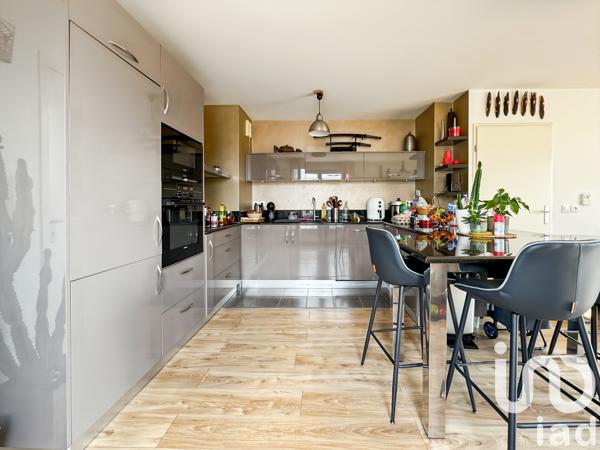 Appartement à vendre 3 pièces 61,6 m² Juvisy-sur-Orge