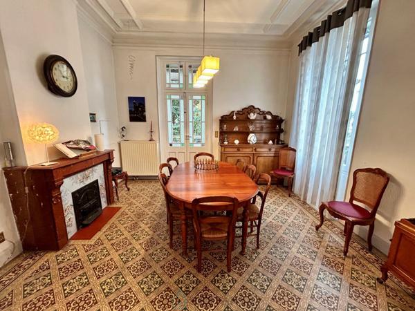 Maison de maître: élégance, confort et jardin