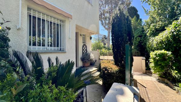 Antibes (06160) Antibes Vente Interactive - 200 mètres des plages - Rez de jardin en Duplex - 2 chambres - box - jardin