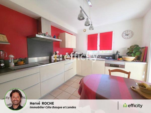 Maison
         5 pièces
        - 140 m² Bien prestige 610 000 € *
