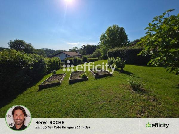 Maison
         5 pièces
        - 140 m² Bien prestige 610 000 € *