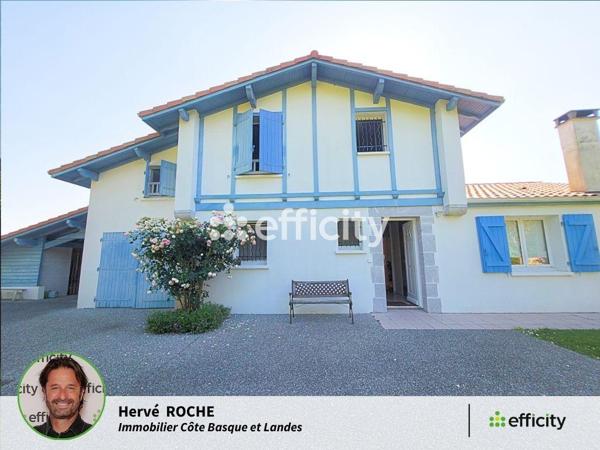 Maison
         5 pièces
        - 140 m² Bien prestige 610 000 € *