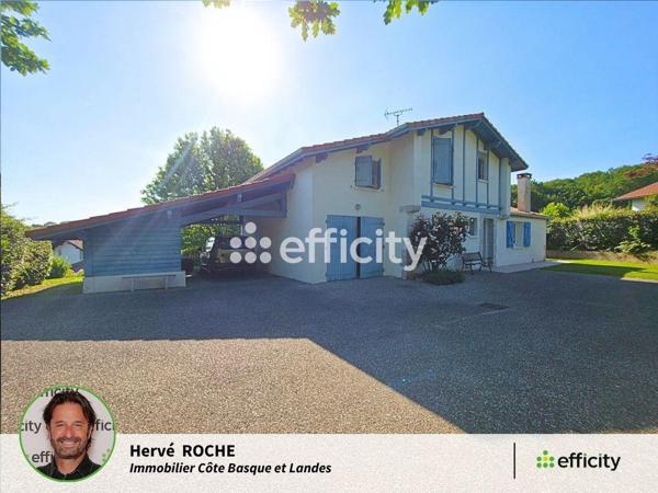Maison
         5 pièces
        - 140 m² Bien prestige 610 000 € *