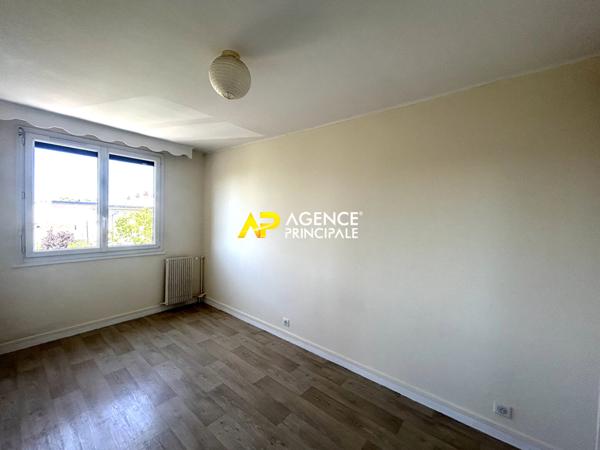 BEZONS - Appartement 2 pièces 38.96 m2 €138 000 ** - Référence 4393